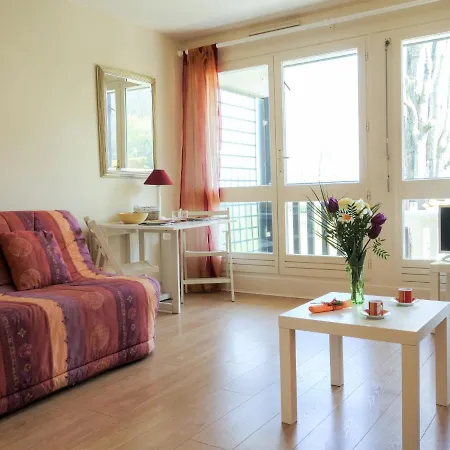 アパート Le Parc De La Chaumiere-5 By Interhome *