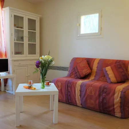 Le Parc De La Chaumiere By Interhome トルヴィル＝シュル＝メール